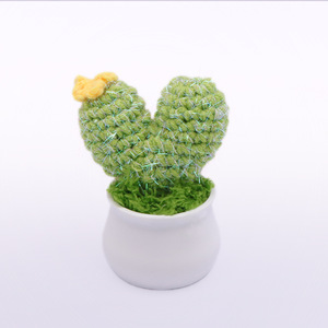 Plante en pot miniature LOVE en forme de cactus, faite main au crochet, pour la décoration de la maison et de la voiture, plante en pot en laine tricotée. - Product Image 4