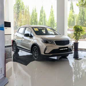 Pour Livan X3 Pro 2025 1.5T SUV <span class=keywords><strong>Essence</strong></span> Manuelle Intérieur Sombre Transmission 5 Vitesses - Product Image 3