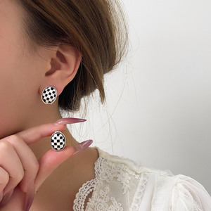 S925 Sterling <b>Silver</b> Checkerboard <b>Stud</b> <b>Earrings</b> For Women Geometric Design Everyday Wear Bezel Setting - Product Image 1