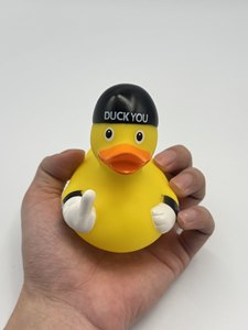 Logo personalizzato giallo cartone animato PVC vinile anatre da bagno giocattolo cigolante anatra di gomma resistente all'acqua per il bagno tempo di plastica per bambini - Product Image 5