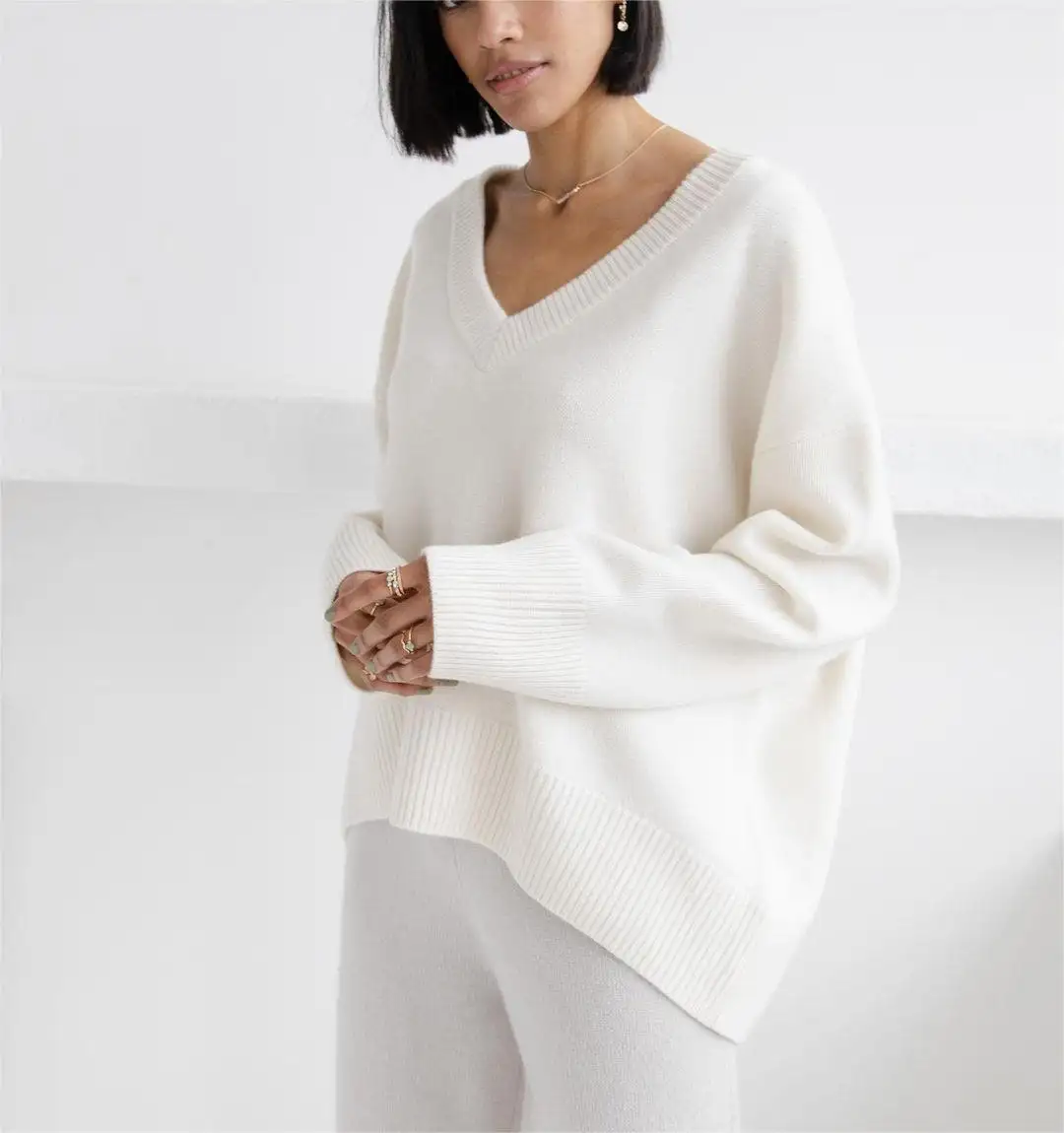 2023 White Cotton Acrylic Pull Over Sweaters Femm Long Sleeve Ribbed Knitted V Neck Pullover Sweater Top Women