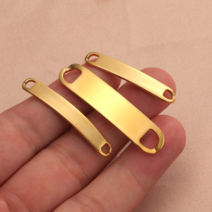 Fabricant de breloques rectangulaires incurvées personnalisées en acier inoxydable, or rose 18 carats, gravure, breloque vierge d'identification pour bracelet - Product Image 2