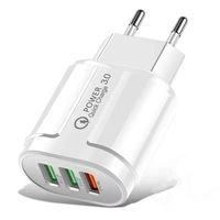 Chargeur rapide 3.0 18W avec 3 ports USB et prise double tension US/EU et entrée universelle pour téléphones mobiles