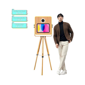 <span class=keywords><strong>Meilleure</strong></span> vente nouveau modèle 2025 Style rétro <span class=keywords><strong>ipad</strong></span> carré Photo Booth Camera Support Portable avec <span class=keywords><strong>imprimante</strong></span> et support d'<span class=keywords><strong>imprimante</strong></span> - Product Image 1
