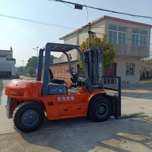 Powerful Used HELI 7 Ton <b>Diesel</b> Forklift CPCD70 Large <b>Container</b> Loading Forklift Second Hand Industrial Lifting Truck Dealer - Product Image 2