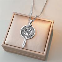 Pendentif en acier inoxydable 316L PVD avec runes, calligraphie et amulette de guerrier Viking Vanir Frey, bijoux de mode, colliers, vente en gros