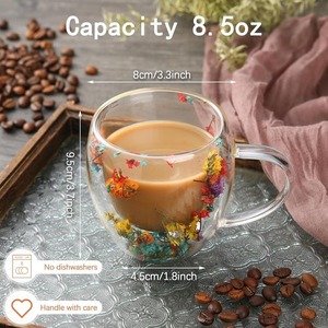 Tazza <span class=keywords><strong>da</strong></span> Tè <span class=keywords><strong>con</strong></span> Fiori in Vetro Doppio <span class=keywords><strong>da</strong></span> 390ml, Tazza <span class=keywords><strong>da</strong></span> <span class=keywords><strong>Caffè</strong></span> Isolata <span class=keywords><strong>con</strong></span> Fiori, Tazza Trasparente <span class=keywords><strong>con</strong></span> Fiori Secchi. - Product Image 3