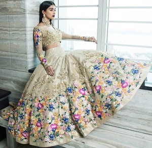 2020 Latest Colorful Bridal Indian/Pakistani Lehenga <b>Top</b> Embellished Crystal Glass Beads Stone Work Silk Material Wedding Dress - Product Image 1