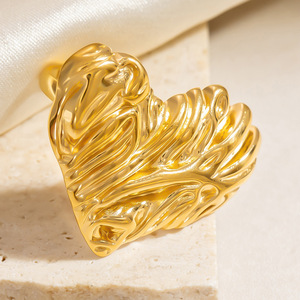 Heart Shaped Gold Plated Stainless Steel <b>Ring</b> For Women Fashion Jewelry Gift Occasion Accessory - Product Image 3