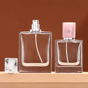 Neues Design Großhandel 30 ml 50 ml 100 ml leeres Glas Parfümflasche Duft-Spray quadratische Parfümflasche Verpackung