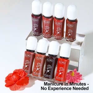 Vernis à ongles pelable à base d'eau KUDAN, indispensable au quotidien, nuances de rouge bordeaux riches, non toxique, certifié cosmétique UE, vente en gros - Product Image 1