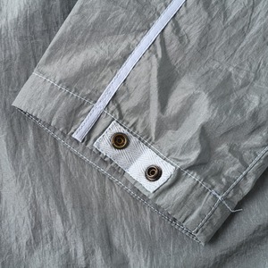 Chaqueta Ligera Impermeable de Nylon con Detalles Metálicos Estilo Hip-Hop Oversize de Lujo para Hombre, Colección 2026 - Product Image 3