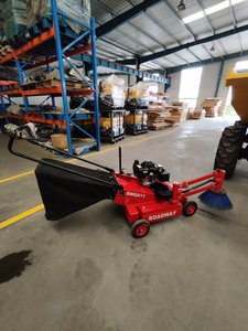 Balayeuse à essence poussée à la main, ramasseur de feuilles autoporté, machine de <span class=keywords><strong>nettoyage</strong></span> des débris pour jardins, parcs et routes - Product Image 6