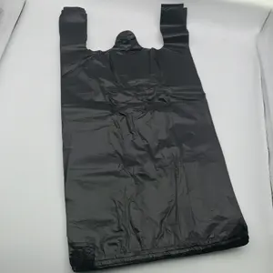 批发高品质工厂黑色普通塑料t恤杂货包，100件/包