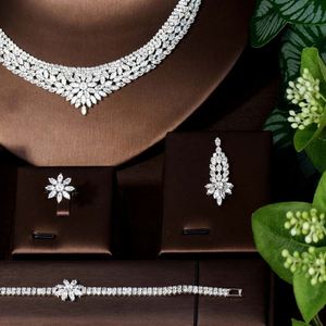 Magnifique feuille Design cubique zircone collier boucles d'oreilles ensembles blanc CZ femmes mariée mariage fête vacances dames bijoux S-329 - Product Image 3