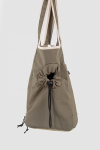 Borsa a Tracolla Impermeabile per Animali Domestici con Apertura Regolabile, Trasportino Leggero per Gatti e Cani di Piccola Taglia, Ideale per Gite Quotidiane e Viaggi al Caffè - Product Image 4