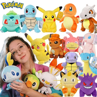 Vente en gros de peluches Pokémon de haute qualité, Gengar, Charizard, Eevee, Bulbasaur, Squirtle, peluches Pokémon