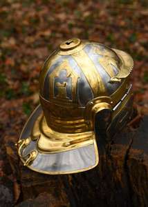 Casco Decorativo con Temática Romana, Plateado/Dorado, con Escudo, Accesorio Metálico para Disfraces Históricos, Organizadores de Eventos y Coleccionistas - Product Image 2