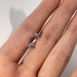 Pendientes de Botón de Estrella de Cinco Puntas de Circonita Cúbica Redonda con Corte Brillante, Chapados en Oro y Latón, Clásicos y Modernos de Tianyu Gems para Mujer - Product Image 1