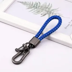 Llavero de Cuero con Diseño Creativo, Personalizable con Logotipo y Nombre, Anillo de Metal de Aleación de Color para Coche o Moto, Llavero de Alta Gama, Regalo para Parejas - Product Image 3