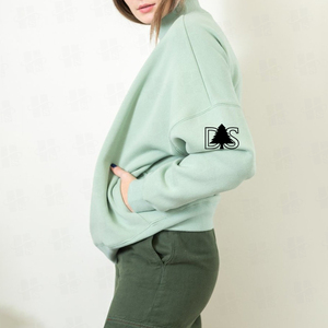 เสื้อสเวตเชิ้ตคอเต่าทรงโอเวอร์ไซส์ผ้าฝ้ายเฟรนช์เทอร์รี่เนื้อนุ่ม 360gsm ปักโลโก้ขายส่งสำหรับผู้หญิง สไตล์สตรีทแวร์ - Product Image 3