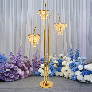 Lámpara de Araña de Hierro Forjado LANJO 3 con Cristales, Lámpara de Pasillo, Decoración de Escenario, Adornos, Luces de Camino para Decoraciones de Boda - Product Image 1