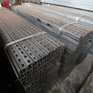 Riel de Acero en Forma de <span class=keywords><strong>C</strong></span> de Alta Calidad, Galvanizado, con Orificios, Ranurado, Tipo Unistrut - Product Image 6