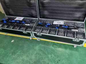 12 projecteurs <span class=keywords><strong>LED</strong></span> sans fil sur batterie 6x18W RGBWAUV pour scène, DJ et mariage, avec étui - Product Image 6