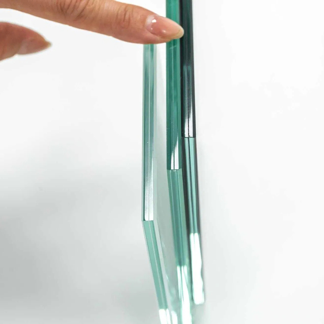 Sandwich Laminated Tempered Glass PVB Interlayer for Industrial Decoration Balustrade Handrail Fence All Building Scenes 5 Year