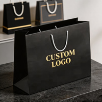 Sacs cadeaux de luxe en papier couché recyclable blanc, imprimés avec logo personnalisé, pour bijoux et vêtements