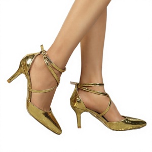 Sandalias de Tacón de Aguja Doradas Metálicas con Tira Cruzada en el Tobillo, Punta Puntiaguda y Hebilla, Zapatos de Vestir para Fiesta, Noche o Club - Product Image 3