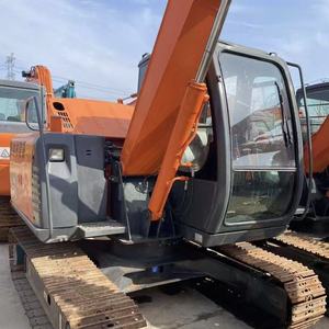 Excavatrice sur chenilles Hitachi ZX70 d'occasion, d'origine japonaise, 7 tonnes, petite taille, performances fiables, à vendre - Product Image 2