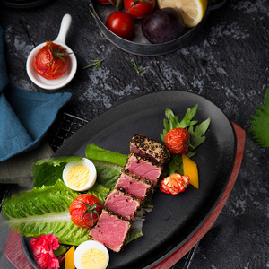 Venta al por mayor de sartén para carne de hierro fundido presazonada con base de madera, juego de plato chisporroteante, sartén chisporroteante, plato chisporroteante de hierro fundido - Product Image 3