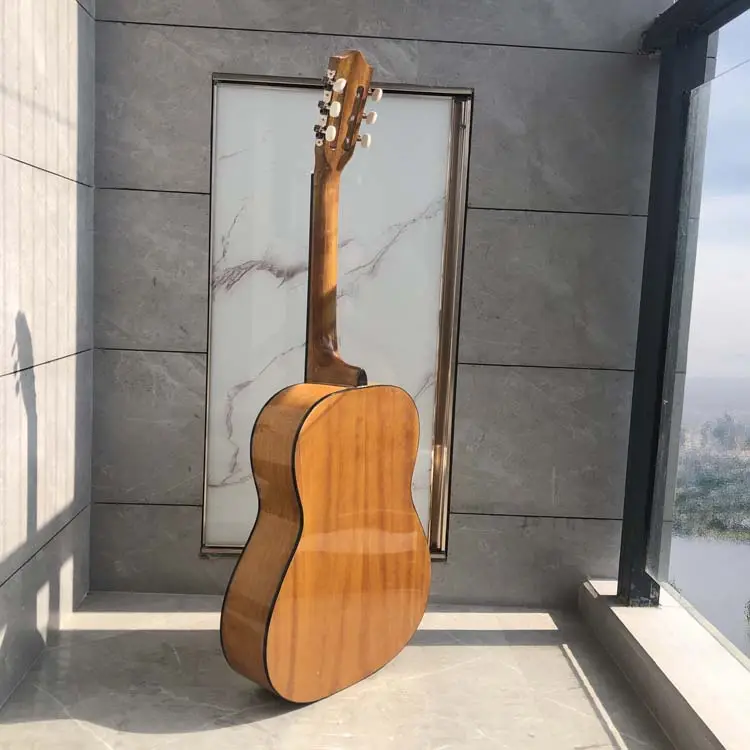 الصين hipatti 39 بوصة أعلى كبير شجرة التنوب Okoume الكلاسيكية الغيتار الآلات الموسيقية للبيع