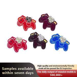 Ciondoli in Acrilico Zili con Retro Piatto, Tema Anno del Cavallo in Stile Cinese, Accessori Cartoon per Decorazione Scarpe e Fai-da-Te - Product Image 3