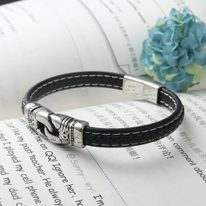 yunnique Titanium Steel Animal Clasp Bracelet Black Round Fashion Jewelry for Men and Women - Product Image 4