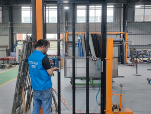 <span class=keywords><strong>Porte</strong></span> <span class=keywords><strong>coulissante</strong></span> en verre trempé sablé en alliage d'aluminium, personnalisable en usine, avec moustiquaire magnétique et fonctions coupe-vent - Product Image 2