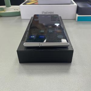 Version Globale Vente en Gros Original Samsung <span class=keywords><strong>S22</strong></span> <span class=keywords><strong>Ultra</strong></span> 5G S908U Téléphone Portable Débloqué <span class=keywords><strong>12</strong></span> Go <span class=keywords><strong>RAM</strong></span> 256 Go/512 Go Smartphone - Product Image 1