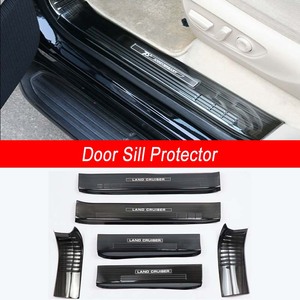 Yifeng - <span class=keywords><strong>Seuil</strong></span> de <span class=keywords><strong>porte</strong></span> en acier inoxydable de haute qualité pour Land Cruiser LC300 2022-2025 - Noir/Argent brossé/Flocon de neige - Intérieur - Product Image 1