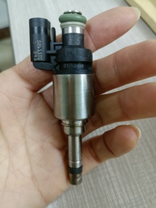 Injecteur de carburant DM5G-9F593-AC DM5G-9F593-AA DM5G9F593AC DM5G9F593AA pour <span class=keywords><strong>Ford</strong></span> B-Max C-Max II <span class=keywords><strong>FOCUS</strong></span> III Ecosport Fiesta VI V - Product Image 6