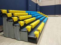 Bancs rétractables durables et résistants pour économiser de l'espace, adaptés aux salles polyvalentes, stades, arènes et lieux d'événements