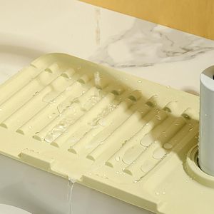 Tappetino in Silicone di alta qualità ad asciugatura rapida per <span class=keywords><strong>lavello</strong></span> da <span class=keywords><strong>cucina</strong></span> paraspruzzi con vassoio protettivo per lavelli in pietra - Product Image 3