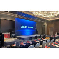Écran LED d'intérieur P2.976 pour événements, assemblage sans soudure pour scène, idéal pour stand d'exposition, image de marque et performance vidéo en direct fluide