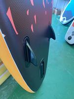 Planche à pagaie gonflable de style plage avec pompe de toit antidérapante pour les sports nautiques et le surf