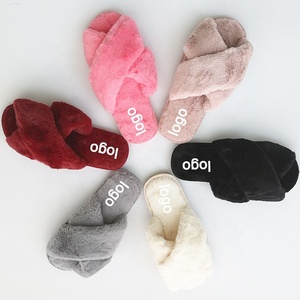 Pantoufles d'hiver en <span class=keywords><strong>fausse</strong></span> <span class=keywords><strong>fourrure</strong></span> de qualité supérieure, sandales d'été à brides croisées en <span class=keywords><strong>fausse</strong></span> <span class=keywords><strong>fourrure</strong></span> rouge foncé pour femmes (vente en gros pour le Royaume-Uni) - Product Image 6