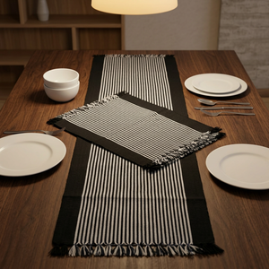 Nouveau modèle de nappe en jute tissée personnalisée à pompons, écologique et réutilisable, pour l'extérieur, la maison, les fêtes, les restaurants et les mariages, à prix abordable - Product Image 4