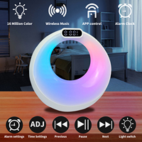 Vente chaude 4 en 1 lampe de table lampe de nuit réveil lever du soleil réveil lampe de chevet haut-parleur sans fil