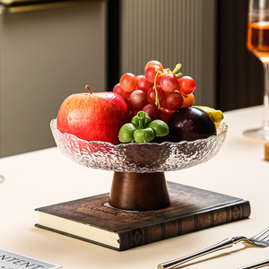 Bol à fruits en verre nordique avec base en bois, plat à bonbons de luxe pour la décoration de la table basse du salon - Product Image 3