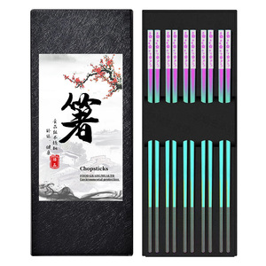 Baguettes en métal personnalisées réutilisables multicolores en acier inoxydable lavables au lave-vaisselle bâtonnets carrés minimalistes légers baguettes - Product Image 3