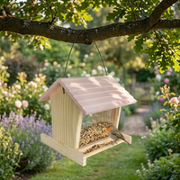 Mangeoire à oiseaux suspendue en bois de style pastoral avec toit rouge, design imperméable pour station d'alimentation des oiseaux sauvages en extérieur